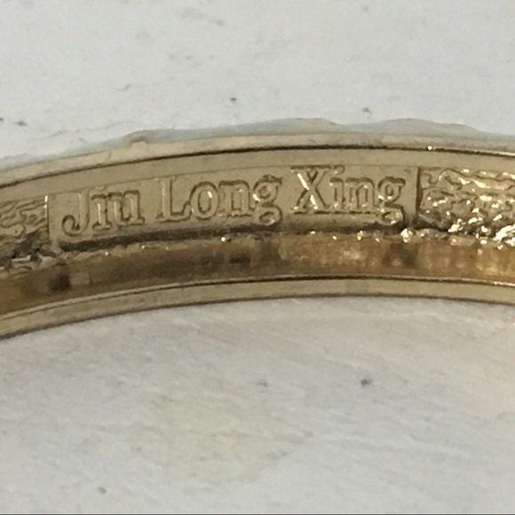 Jiu Long Xing Floral Flowers Snap Hinged Bracelet - Picture 6 of 8